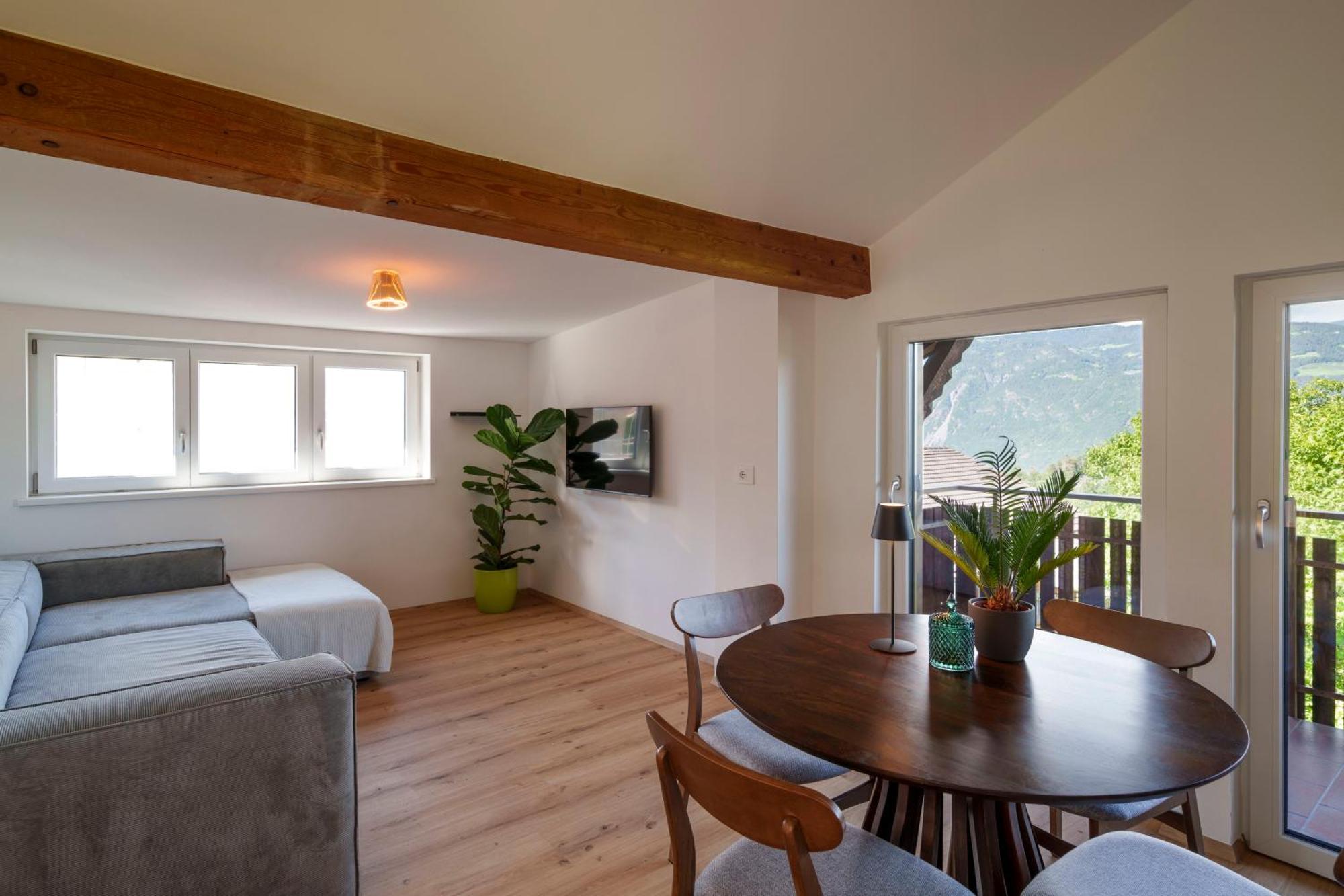 Mountain View Suites Tisens Bagian luar foto