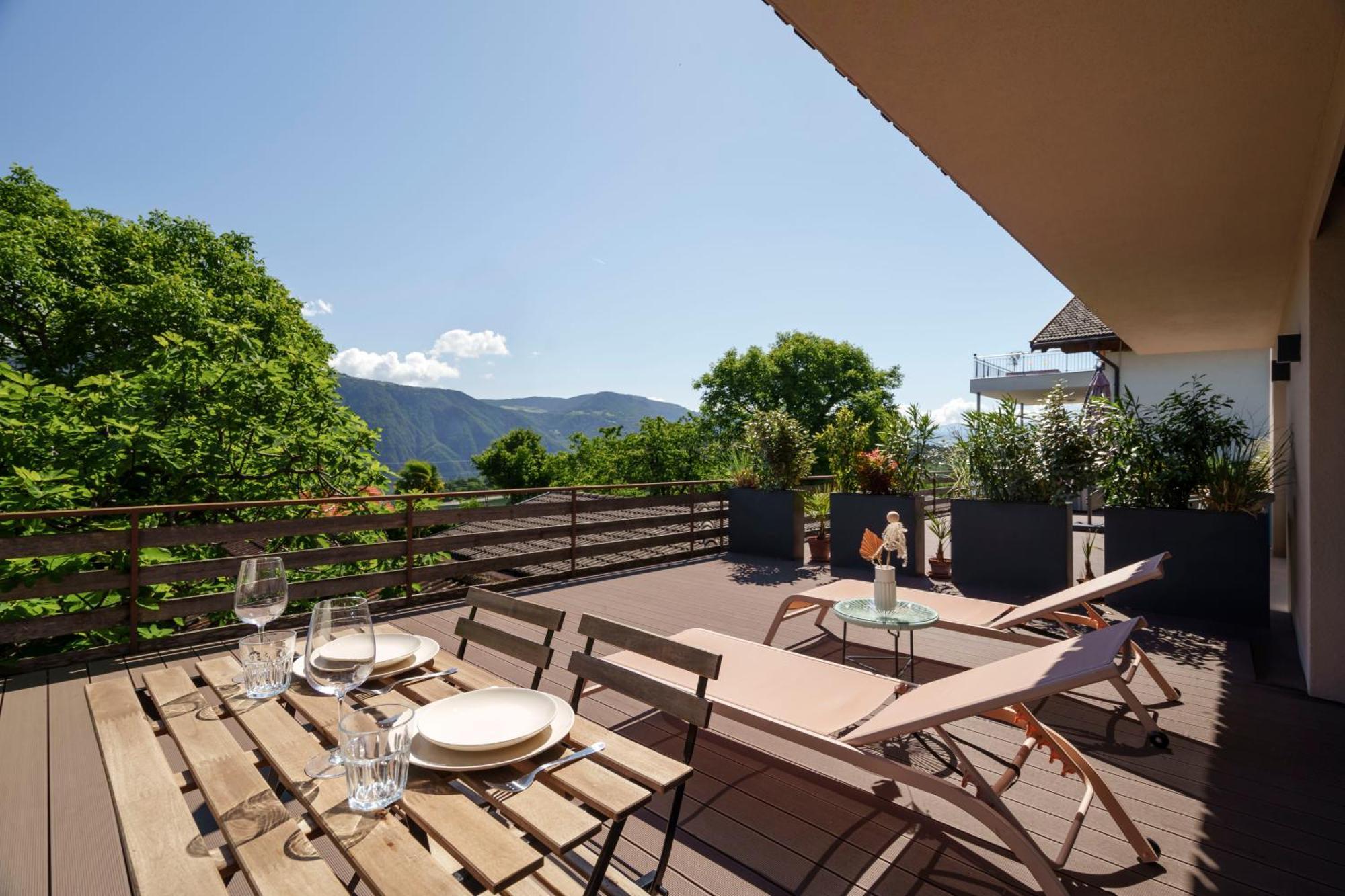 Mountain View Suites Tisens Bagian luar foto