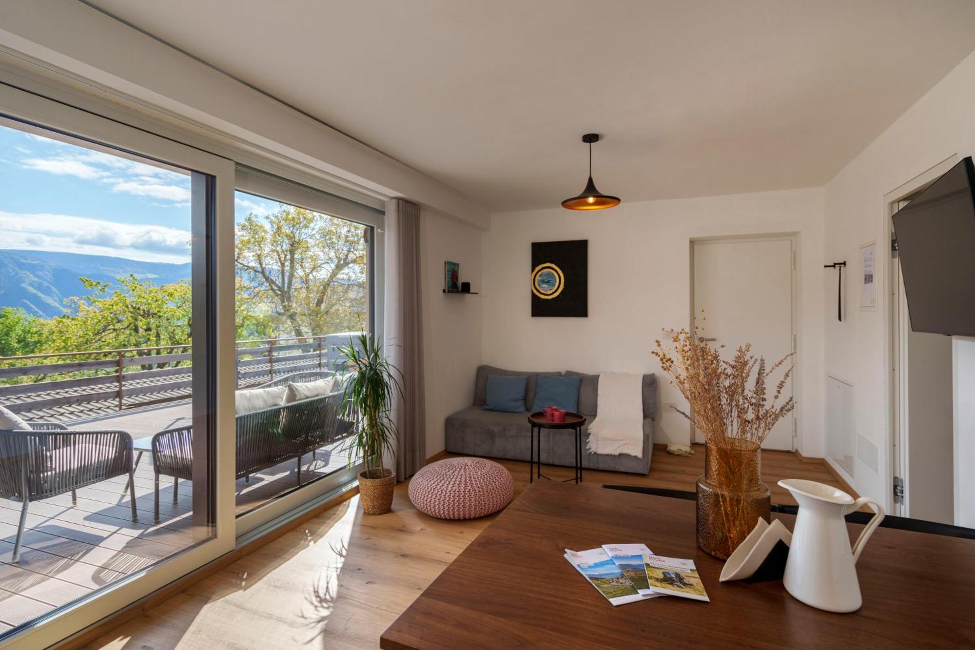 Mountain View Suites Tisens Bagian luar foto