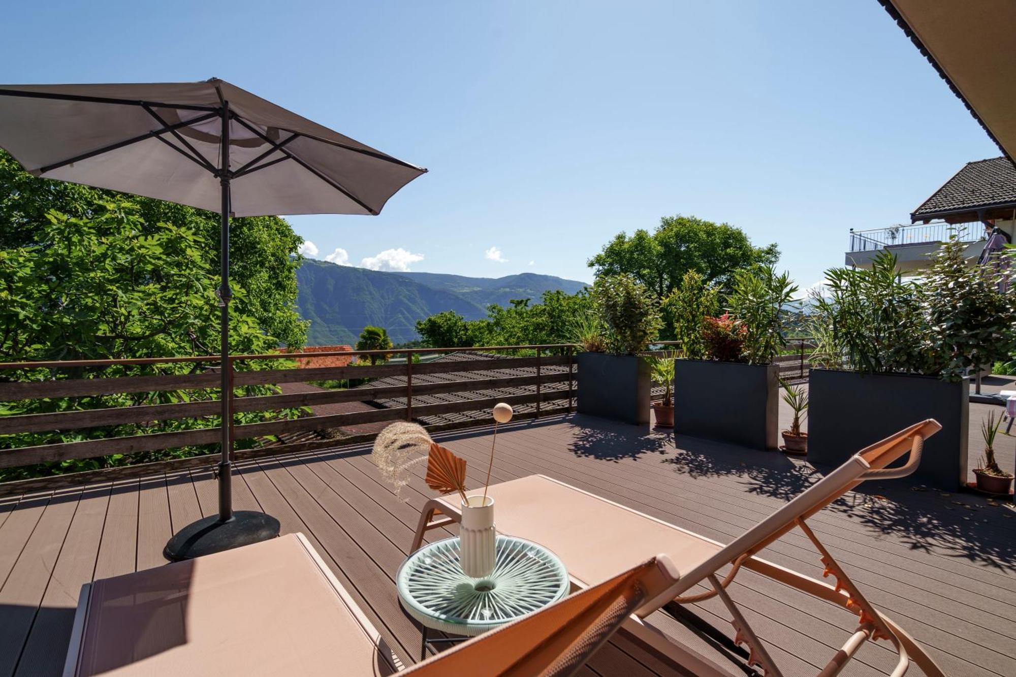 Mountain View Suites Tisens Bagian luar foto