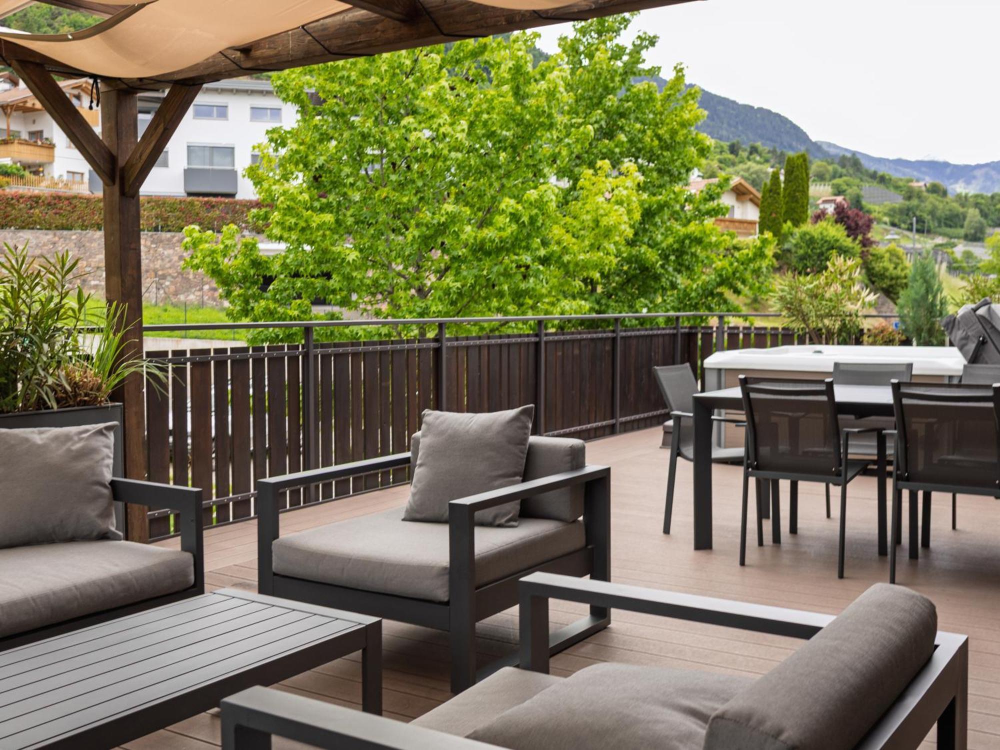 Mountain View Suites Tisens Bagian luar foto